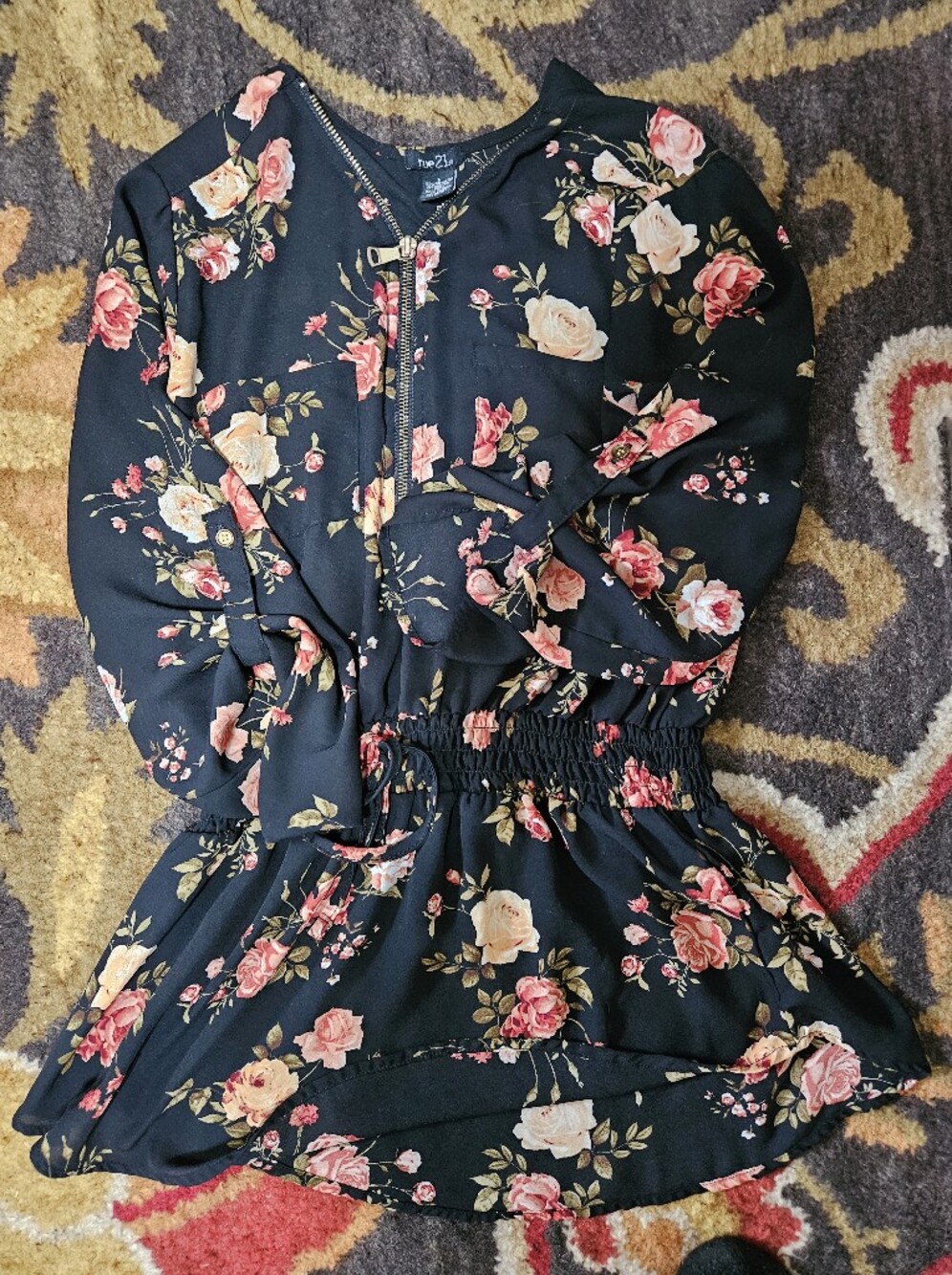 Forever 21 Black Floral Zip Front Peplum Blouse